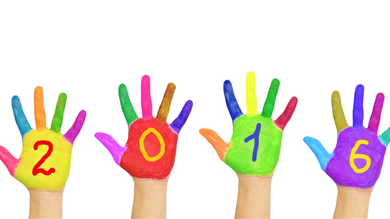 Děti colorful hands forming number 2016.