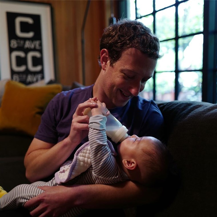 صورة: Mark Zuckerberg and daughter