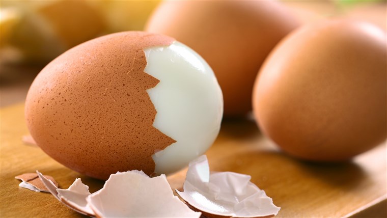قشر hard boiled egg