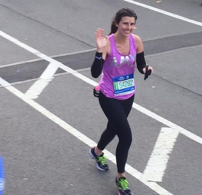 ايمي Eley running the New York City Marathon