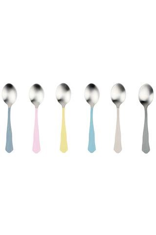 Красива to look at and to hold. These sweet spoons are perfect for mixing up coffee with a little conversation. 