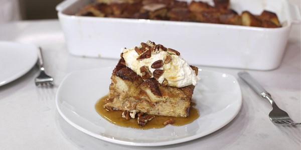канела French Toast Casserole with Whipped Ricotta