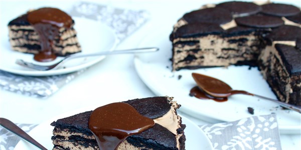 5-العنصر No-Bake Chocolate Coffee Icebox Cheesecake