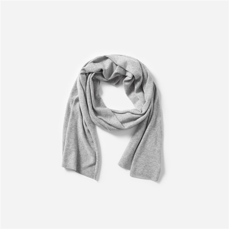 Everlane cashmere scarf