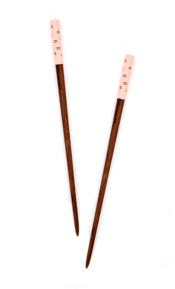 这些 sticks add instant style to any sushi situation.