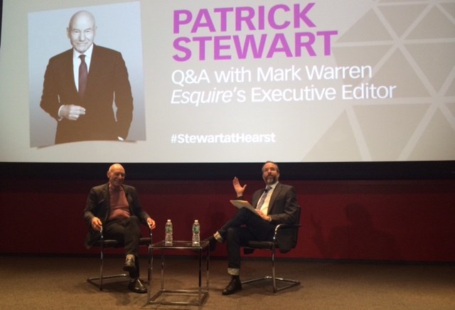 对于 the Hearst Corporation's Master Class series, Esquire executive editor Mark Warren interviewed actor Patrick Stewart at an event leading up to the premiere of Stewart's new Starz series, 