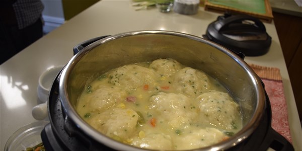 Натали's Slow-Cooker Chicken and Dumplings