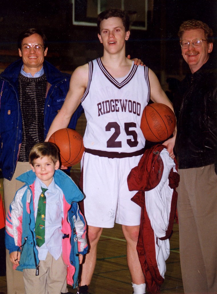 Sicher, I was the star of my high school basketball team, but consider my teammates: two middle-aged men and a 4-year-old.