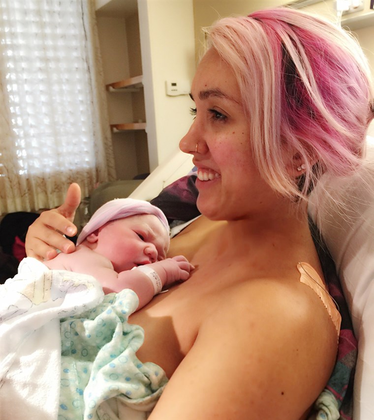 Mama Donates Her Weight in Breast Milk -- 2,307 Oz. -- After the Death of Her 11-Day-Old Son