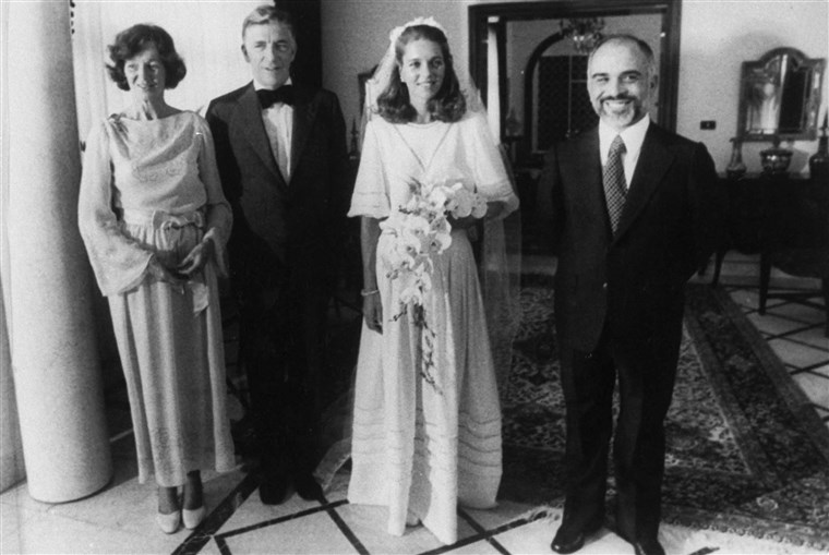 丽莎 Halaby and King Hussein 