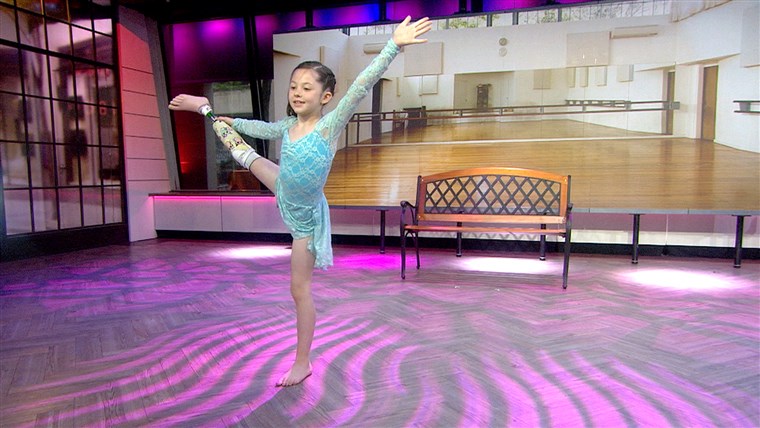 8岁 dancer Alissa Sizemore, who lost a foot in an accident last year, performs on TODAY