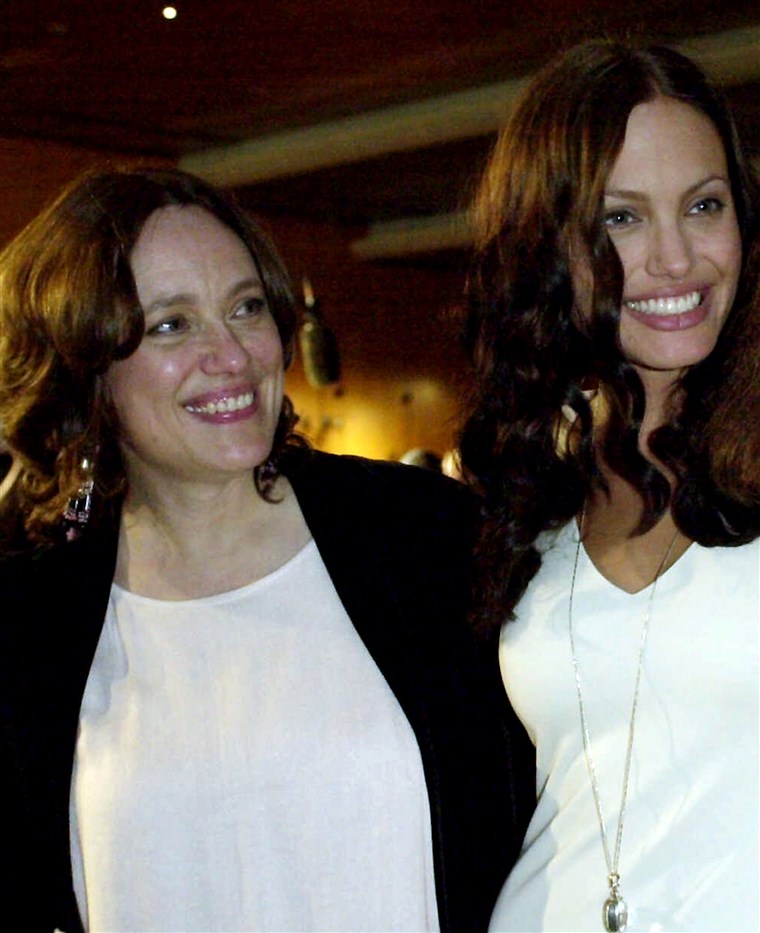 أنجلينا Jolie, Marcheline Bertrand