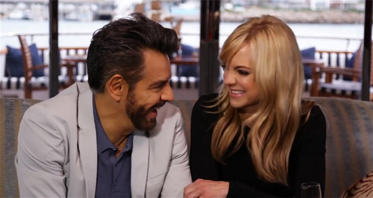 PŘES PALUBU interview on TODAY, from left: Eugenio Derbez Anna Faris, 2018.