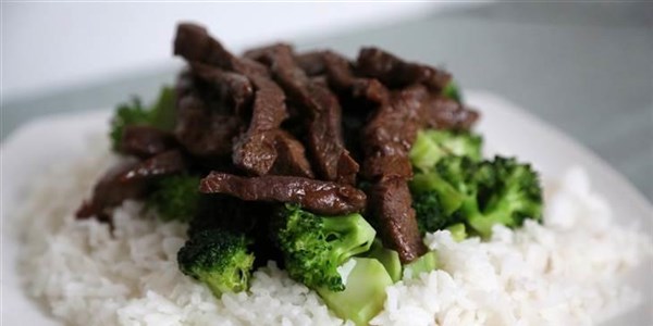 говеждо месо and Broccoli Stir-Fry