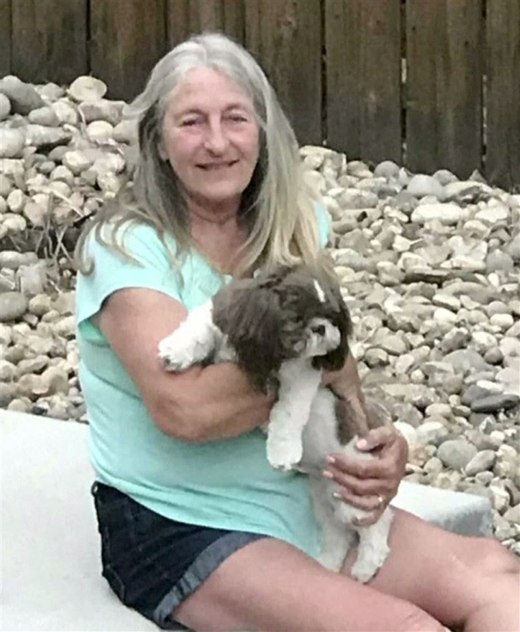 Шарън Larson of South Milwaukee died on June 23 after her dog nipped her hand. 