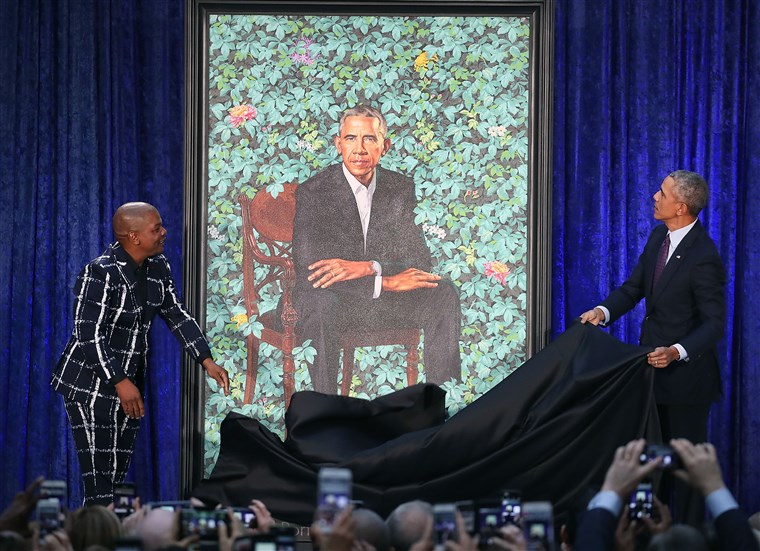 Барак And Michelle Obama Attend Portrait Unveiling At Nat'l Portrait Gallery