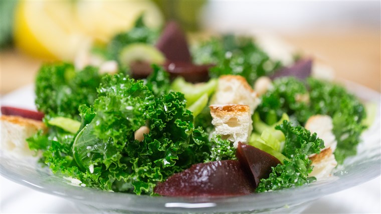 美味地 simple kale salad