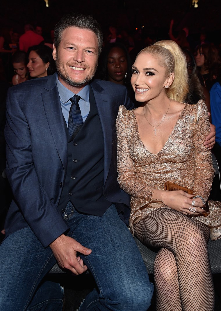 Blake Shelton and Gwen Stefani at 2017 Billboard Music Awards 