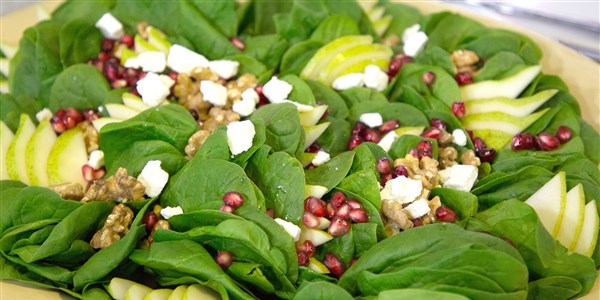 كمثرى and Pomegranate Salad