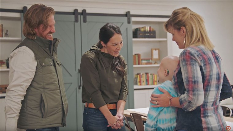 Čip and Joanna Gaines meet a young fan at the St. Jude Target House.
