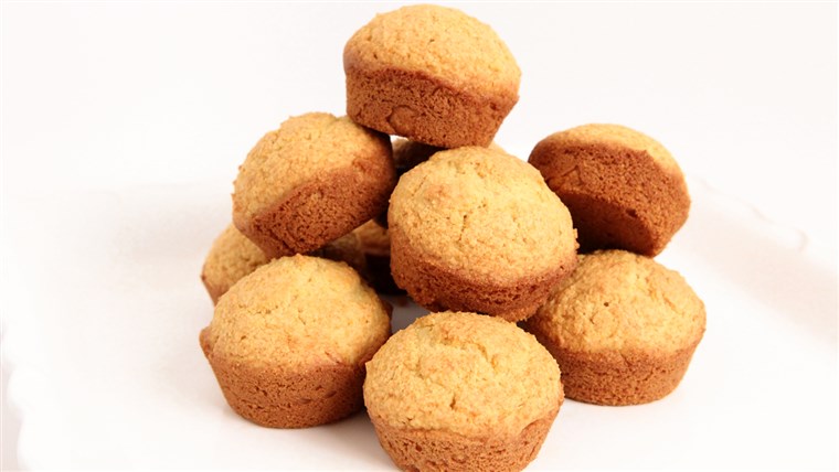 枫 cornbread muffins