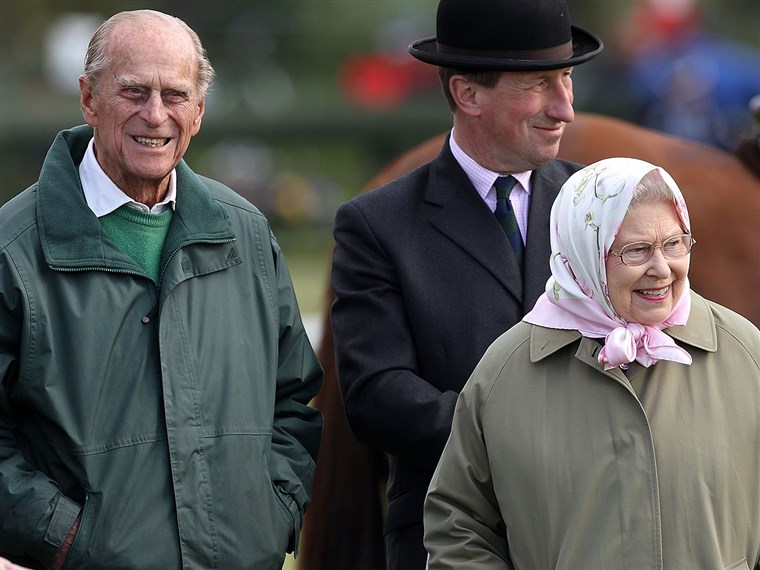 图片： Prince Philip and Queen Elizabeth II attend the Royal Windsor Horse Show 