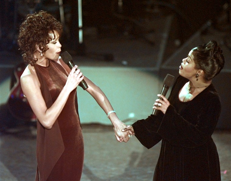1996-Грами-Whitney-CECE-днес-160209