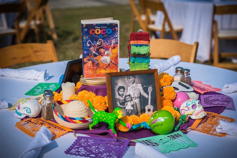 Jeder table's centerpiece featured decor based on a different Disney movie.