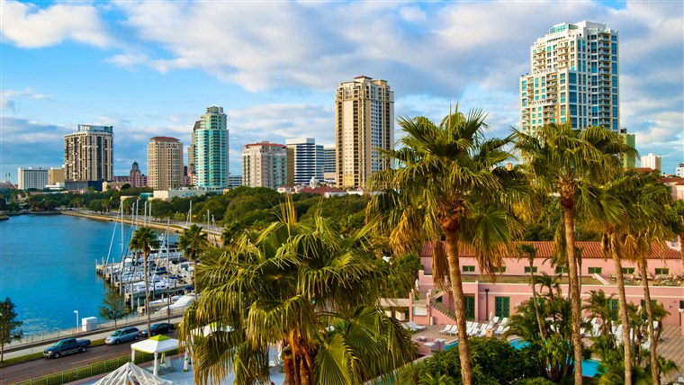 شارع Petersburg, Florida is one of the best mid-sized cities to visit in 2023