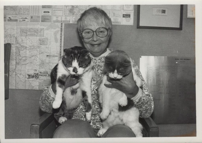 خباز and Taylor library cats with Jan Louch