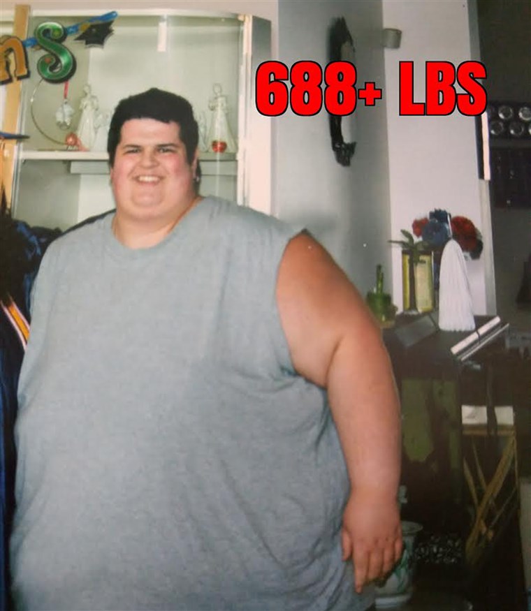 при his heaviest weight, Sal Paradiso estimates he weighed about 700 pounds. He's unsure because he could not find a scale that could register his weight.