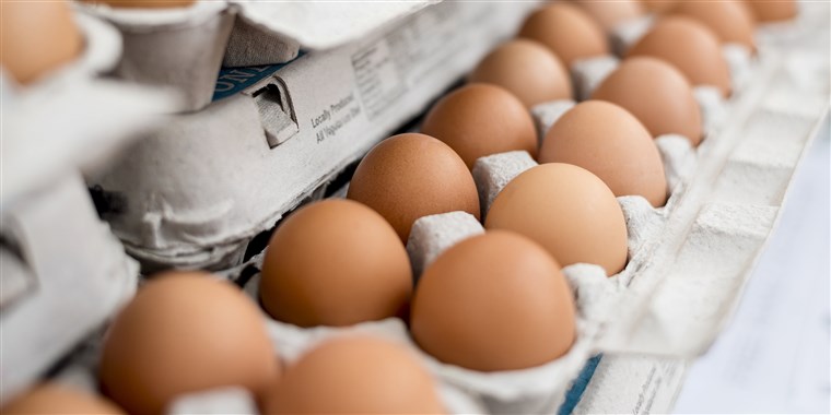 什么时候 buying eggs in-shell, look for the word 
