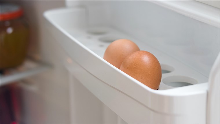 哪里 to store eggs in the fridge