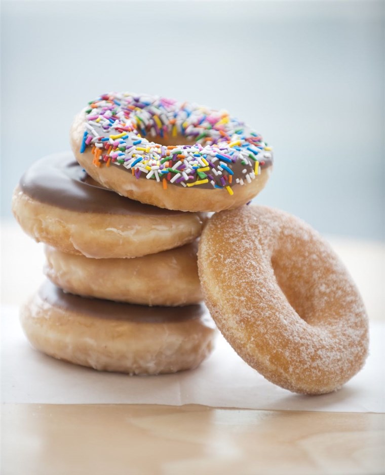 Wie man Werbegeschenke von Dunkin 'Donuts und Krispy Kreme