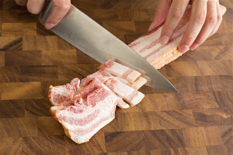 冻结 bacon for easier slicing