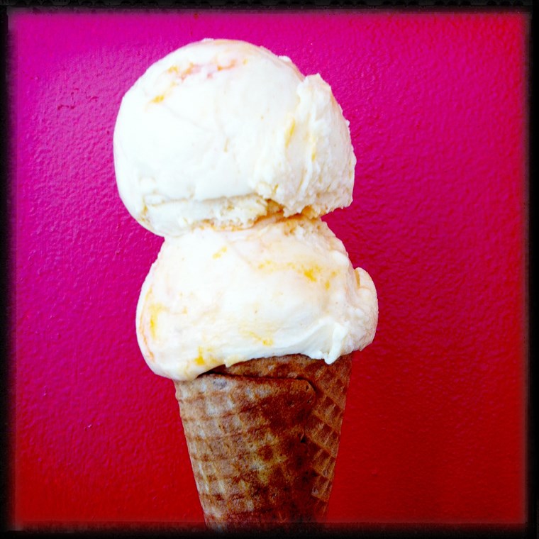 كوريزو caramel ice cream from Oddfellows.